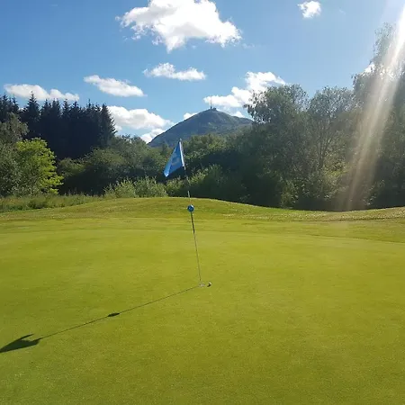 Au Coeur Des Volcans